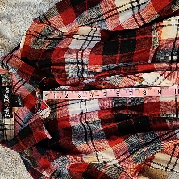 Polly & Esther LG Red Plaid Flannel Button Down Shirt - Picture 6 of 10